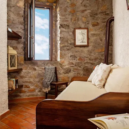 Torre Rivolta Villa *