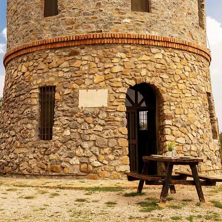 Torre Rivolta فيلة *